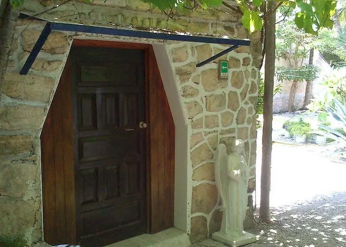 Boutique Pensión 2*