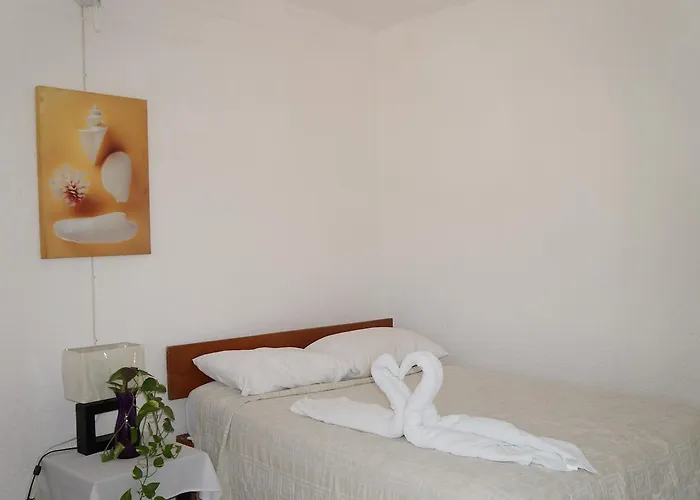 Boutique Pensión 2*